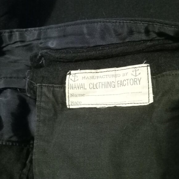 Original navy pants revamped in genuine wool, lace-up closure, multiple buttons - Picture 2 of 7